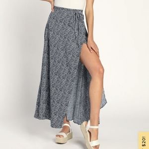 Lulu's printed skirt